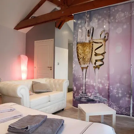 D'hotes De La Loge Bed & Breakfast Moussy (Marne)