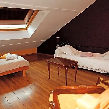 D'hotes De La Loge