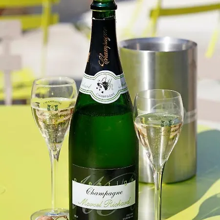 D'hotes De La Loge Bed & Breakfast Moussy (Marne)