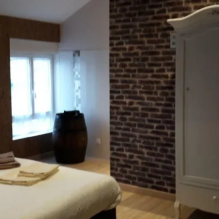 D'hotes De La Loge Bed & Breakfast Moussy (Marne)